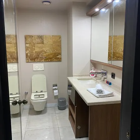 فندق Paradise 4*