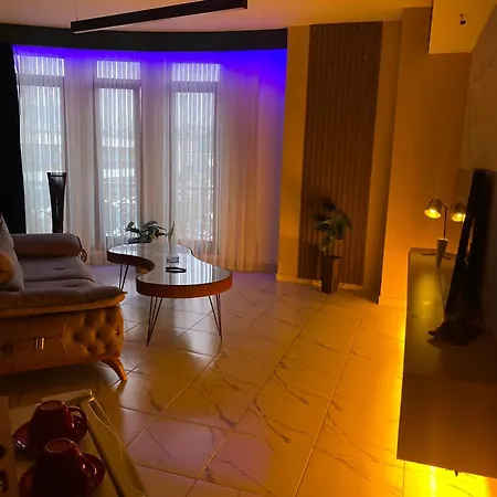 فندق Paradise 4*